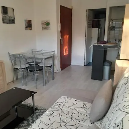 Studio Meublee Tour St Clair Daire *
